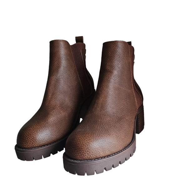 MIA Brown Chelsea Ankle Boots - size 7.5 - Picture 3 of 5